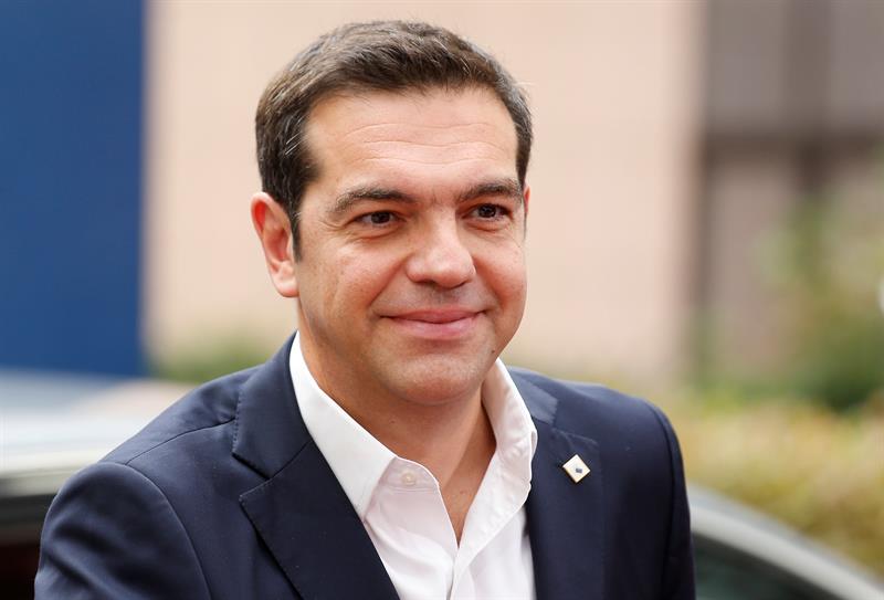  Tsipras will distribute 1,400 million euros of the fiscal surplus among the population